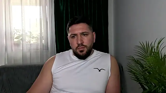 gold_alpha_boy - Gold_Alpha_Boy's free webcam - UK Sex Cams