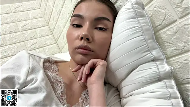 MarylnMonnier webcam