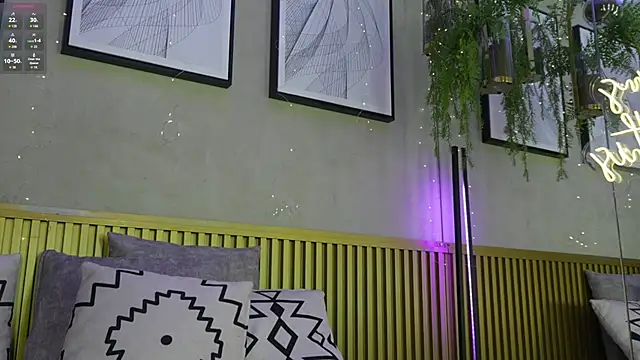 Paloma_Luna webcam