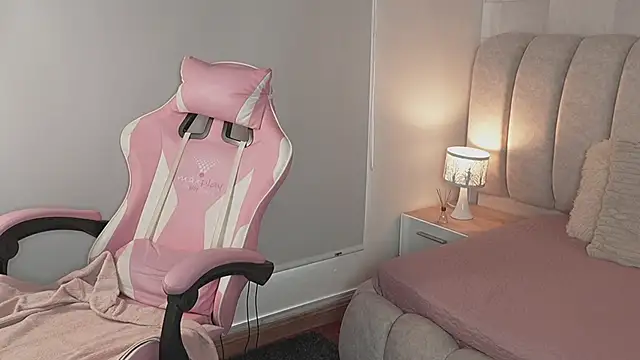 Alanna-Rosse webcam