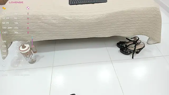 martina_ayala webcam