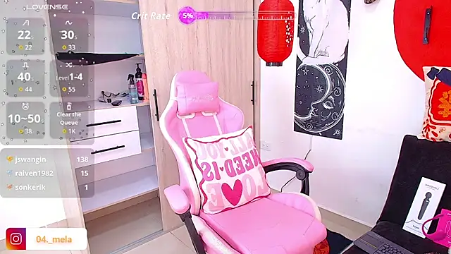 naomi_femme