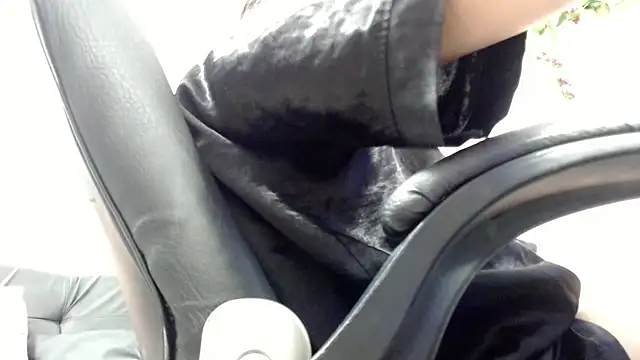victoria_jones - Victoria_jones's free webcam - UK Sex Cams