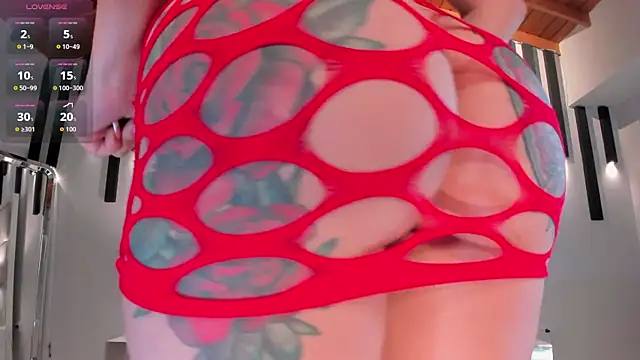 meganscott - MeganScott's free webcam - UK Sex Cams