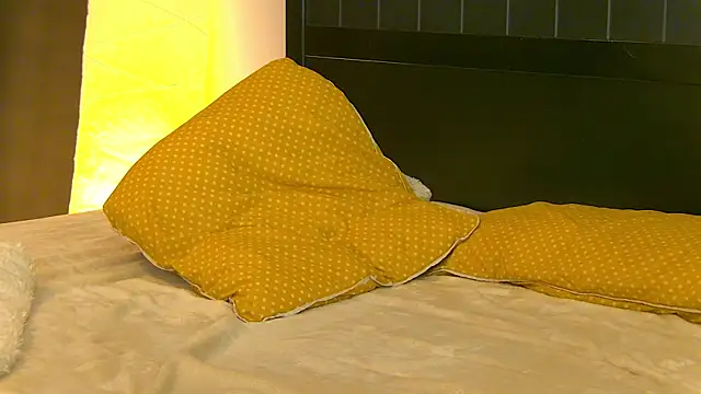 slimtemptation - SlimTemptation's free webcam - UK Sex Cams