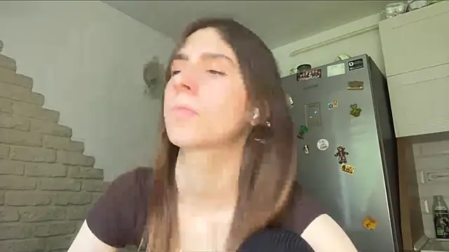 zaraguyette - ZaraGuyette's free webcam - UK Sex Cams