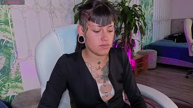 _sharlotte777 - _sharlotte777's free webcam - UK Sex Cams