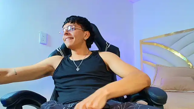 Faitedari67 - Male webcam sex chat