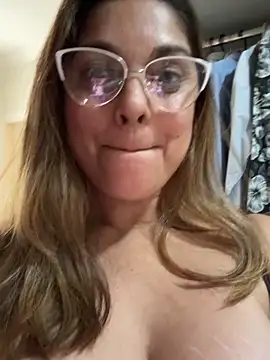 Mariiii_morena webcam