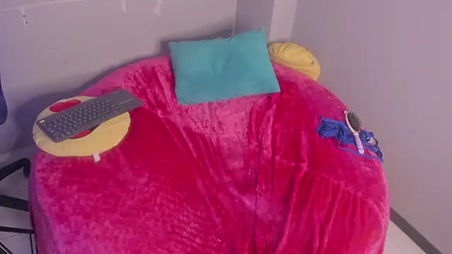jary_nova - Jary_nova's free webcam - UK Sex Cams