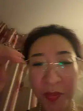 Jingjingxiang-52... Live Webcam on Stripchat