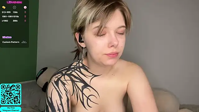 MadalynNosel webcam