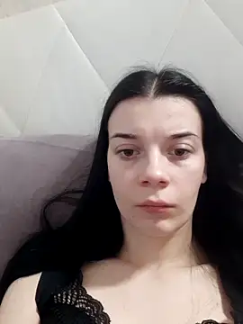 LunaAdika777 webcam