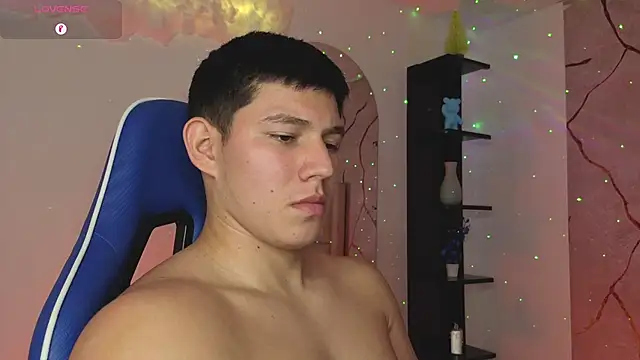 JamesCr_ live sex cam