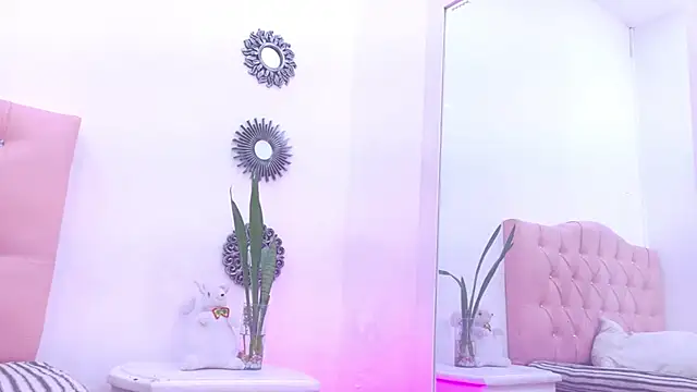ivy_scorpio - Ivy_scorpio's free webcam - UK Sex Cams