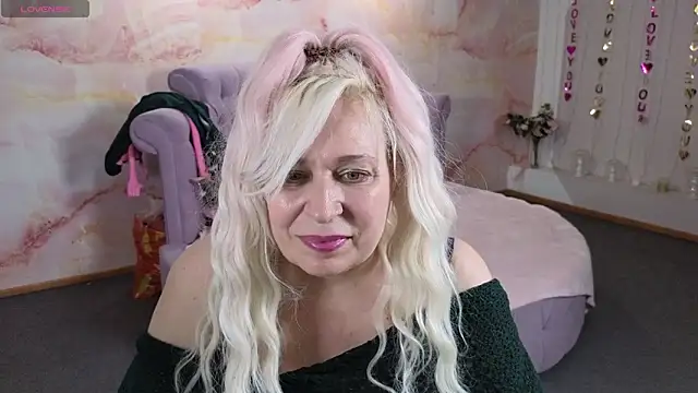 Penelope_Pinky webcam