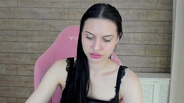 aliceversal - AliceVersal's free webcam - UK Sex Cams