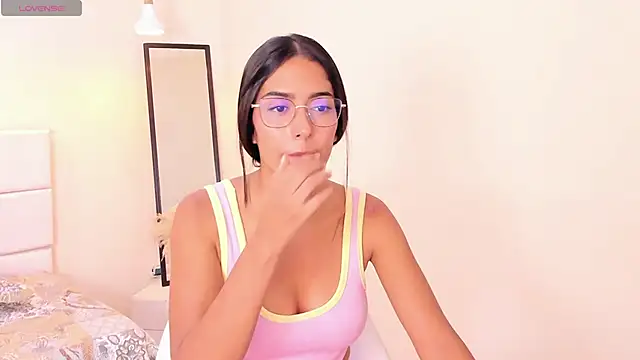 your_khloe webcam