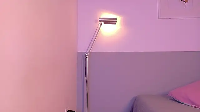 drooling4daddy - Drooling4daddy's free webcam - UK Sex Cams