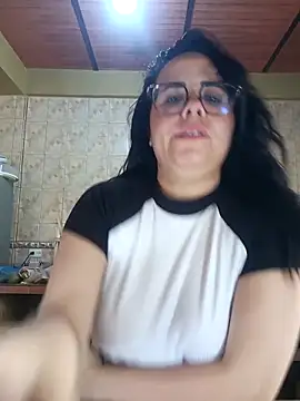 Watch Blanquita_vip live on EroticFlix - High definition streams