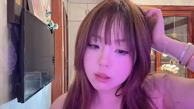thelittlexx - Thelittlexx's free webcam - UK Sex Cams