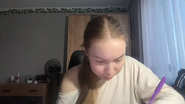 milaissocute - Milaissocute's free webcam - UK Sex Cams