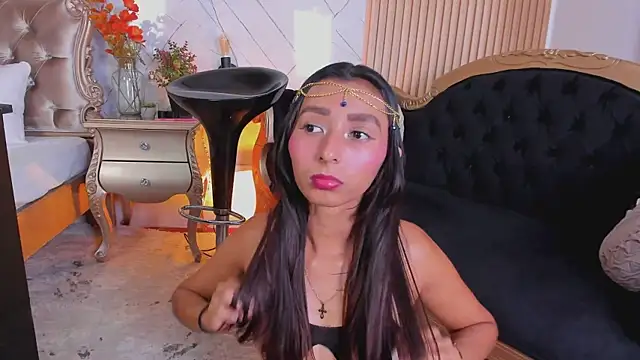 SaraDreamsss webcam