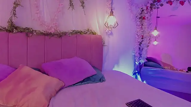 Watch Sakura_lux live on EroticFlix - High definition streams