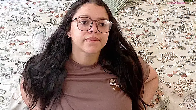 Watch Amanda_sweet live on EroticFlix - High definition streams