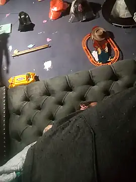 hairy_mannn - Hairy_mannn's free webcam - UK Sex Cams
