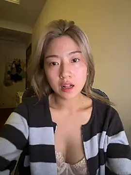 olivia_pink0322 (Ask my age) - 完成目标全裸三分钟