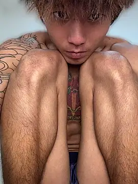 luo-77's live cam