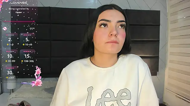 Miaa_Smithh__ webcam