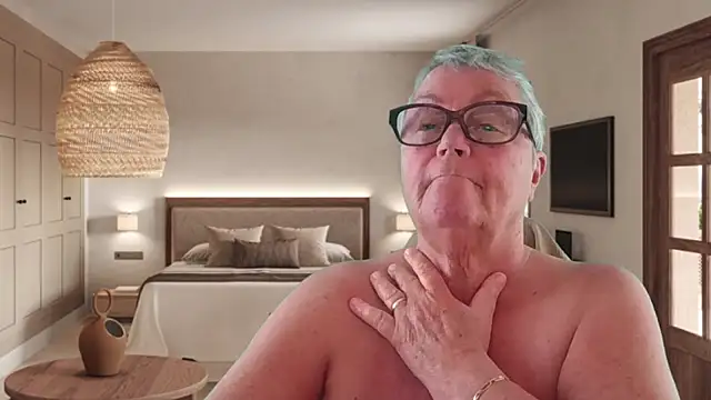 erotic roleplay chatroom Mystery-Grandmother