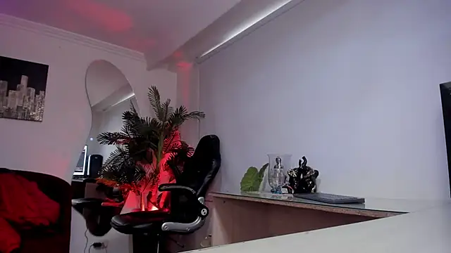 Meghan320 webcam