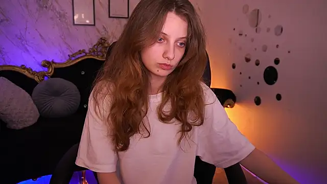 CuteeFoxy webcam