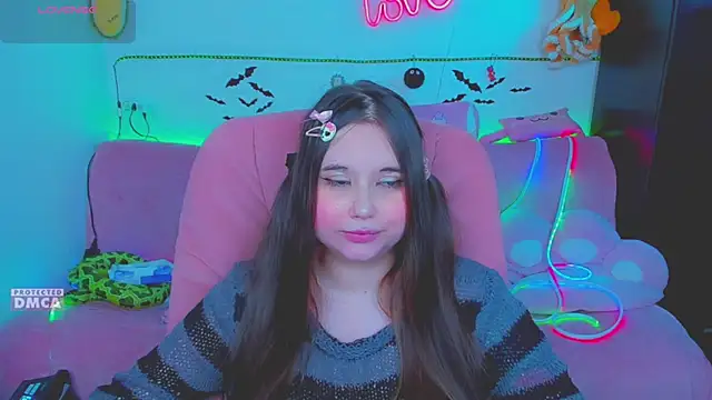 lolisuccub - Lolisuccub's free webcam - UK Sex Cams
