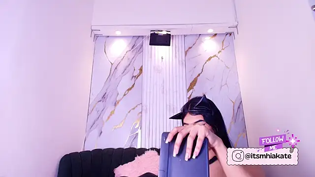 mhiaa_sweet - Mhiaa_Sweet's free webcam - UK Sex Cams