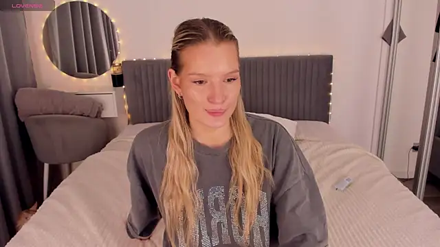 CassieRayss webcam