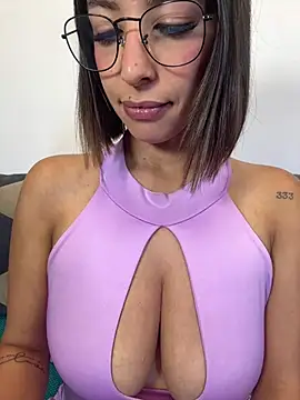 luvely_unique_ webcam