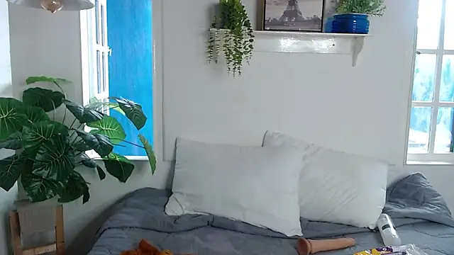 Andrea_secret_ webcam