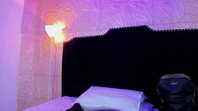 JennyRouse01 webcam