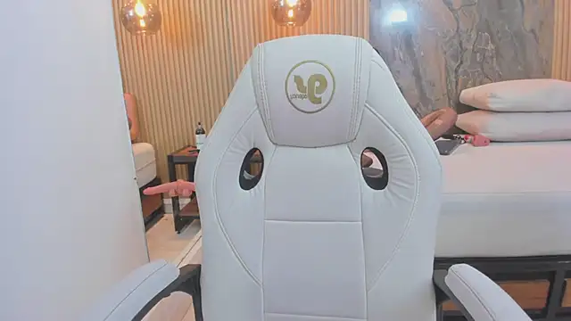 mary_spencer webcam