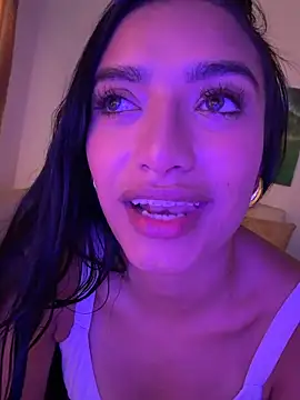 AlinaArgii webcam