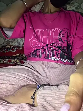 desi_maira (F young) - Smoking boobs