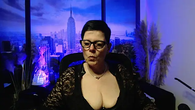 ninarandmann - Ninarandmann's free webcam - UK Sex Cams