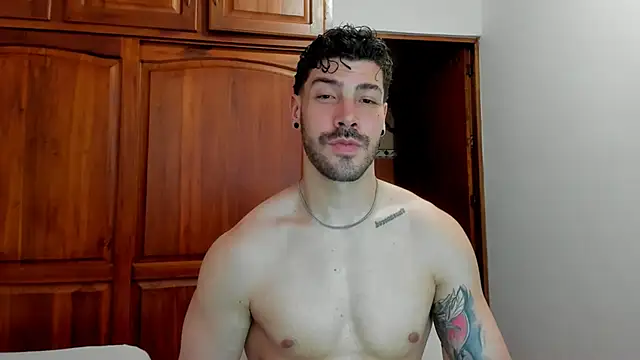 guyinthemountain (M young) - shirt off
