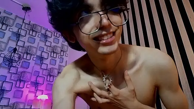 twink_sebas7 (M twink) - Put fingers inside my ass spread my hole