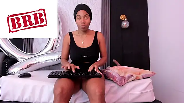 YummyDuooo webcam