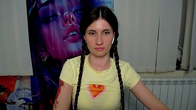 MaryEm976 webcam